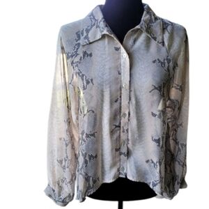 TRAC Snake print,‎ back out, tunic